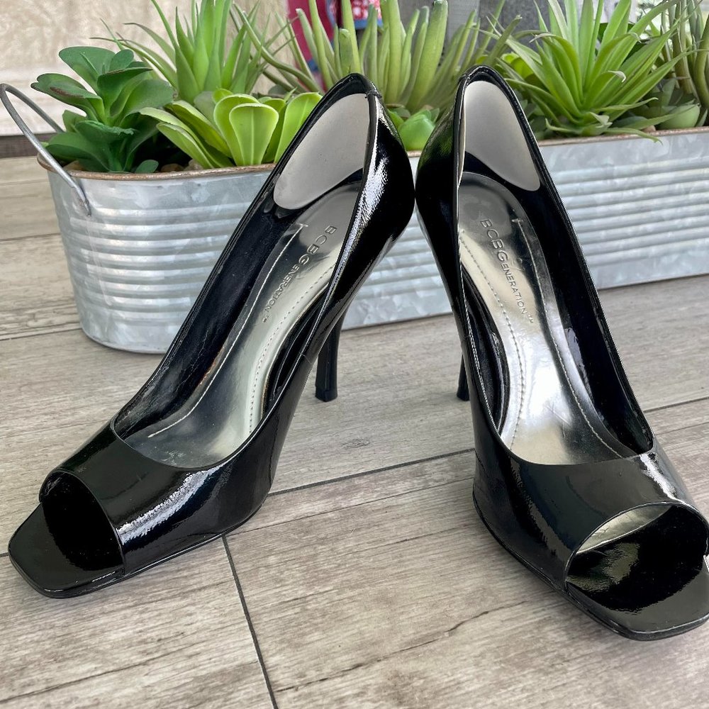 BCBGeneration black patten leather healed sandals